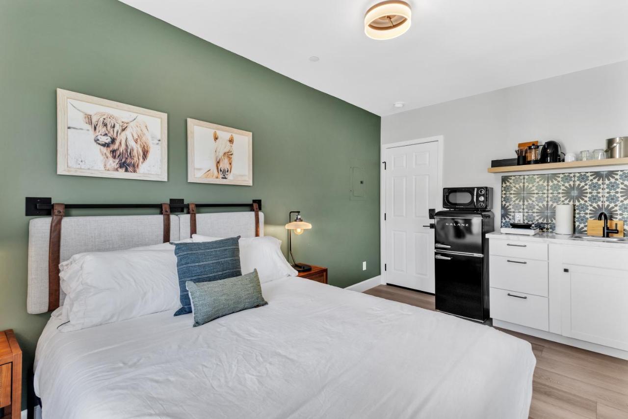 Single Bedroom - Queen Size. Heart Of Downtown Vista Exterior photo